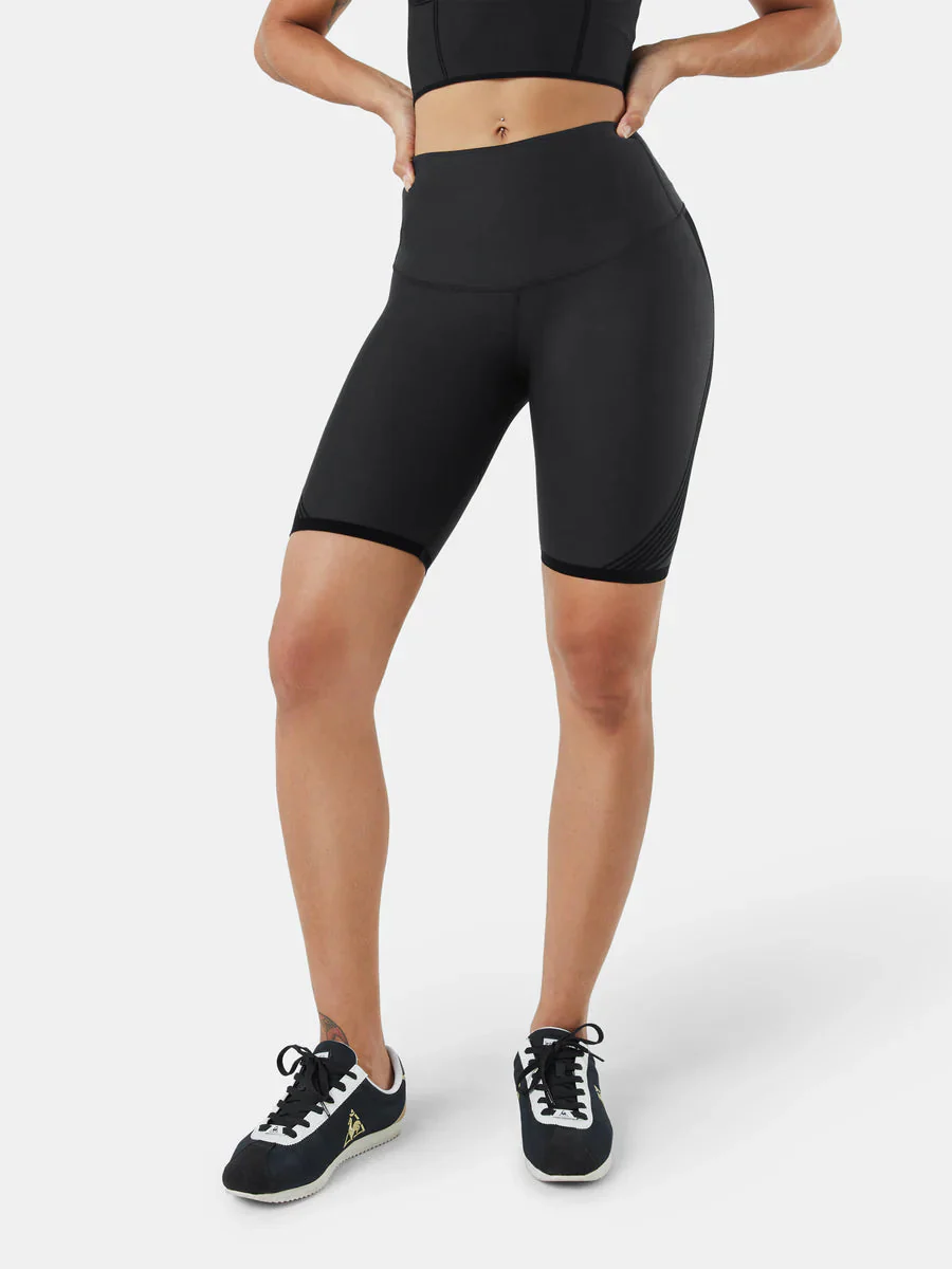 Short 3D | Noir